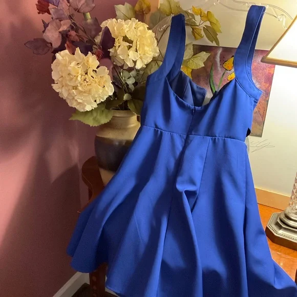 SUPER DOWN ROYAL BLUE mini dress cut-out/ with flair skirt SIZE S - Picture 7 of 7